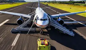 Sin motores y con 306 personas a bordo: cómo este Airbus planeó durante 19 minutos sobre el Atlántico Sin motores y con 306 personas a bordo: cómo este Airbus planeó durante 19 minutos sobre el Atlántico