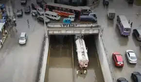 Bypass de la avenida Pachacútec en Villa María del Triunfo permanece cerrado tras intensa llovizna