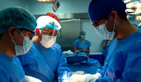 Llegó a pesar solo 40 kilos por una grave enfermedad: médicos lo salvaron tras extirparle riñón gigante en compleja cirugía Llegó a pesar solo 40 kilos por una grave enfermedad: médicos lo salvaron tras extirparle riñón gigante en compleja cirugía