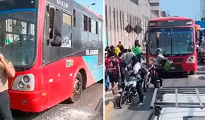 Atacan a balazos bus de El Rápido y chofer resulta herido en la avenida Universitaria en Cercado de Lima Atacan a balazos bus de El Rápido y chofer resulta herido en la avenida Universitaria en Cercado de Lima
