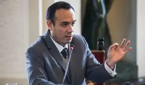 Comisión de Fiscalización aprueba pedir facultades para investigar a Jerí por Chifagate