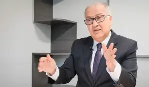 Alfonso López Chau firma pacto ético contra la corrupción en Puno: “Renunciaré si lo incumplo”