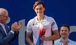 Ignacio Buse hace historia: vence a Tommy Paul y se corona campeón del ATP 500 de Hamburgo