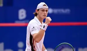 Ignacio Buse debuta con triunfo en Wimbledon: derrotó 3-1 al estadounidense Emilio Nava 