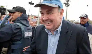 JEE declara improcedente anular candidatura de Rafael López Aliaga como teniente alcalde