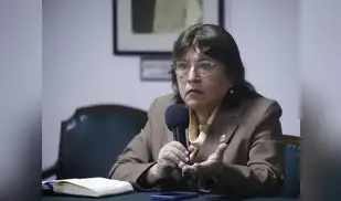 Espinoza denunciará a juez por demorar su reincorporación