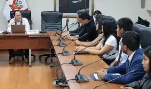 Congreso exige al MEF activar fondo de contingencia para Beca 18