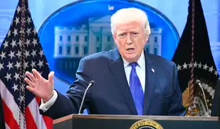 Donald Trump anuncia un aumento del 15% en los aranceles globales de EE. UU.