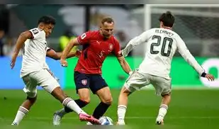 México derrotó 3-0 a República Checa y termina como líder invicto del grupo A