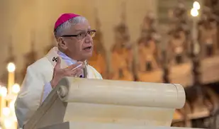 Monseñor: "Grupos de intereses buscan que prime su ambición de enriquecimiento ilícito"