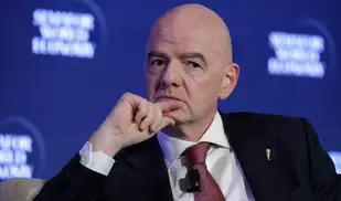 "Renuncia, Infantino": UEFA exige la salida del presidente de la FIFA