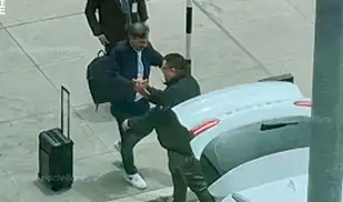 Fabián Bustos llegó a Lima: DT asumirá su segundo ciclo en la 'U' Fabián Bustos llegó a Lima: DT asumirá su segundo ciclo en la 'U'