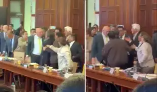 Senadores Calisto Giampietri e Iber Maraví casi se van a los golpes en debate por las facultades del gobierno Senadores Calisto Giampietri e Iber Maraví casi se van a los golpes en debate por las facultades del gobierno