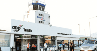 Vuelos continúan suspendidos por mal tiempo en Trujillo y genera malestar entre pasajeros