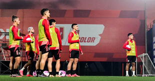 El primer 'extranjero' de la selección peruana que llegó al país ya entrena en la Videna a 15 días del partido contra Chile