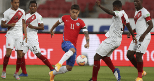 ¿Quién es Felipe Mora, el 'arma secreta' de Ricardo Gareca y excompañero de un titular de la selección peruana?