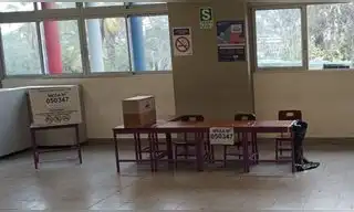 Elecciones 2026: mesas de sufragio recién llegan al 99,99% tras retrasos por ausencia de miembros