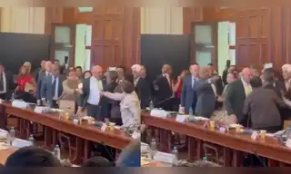 Senadores Calisto Giampietri e Iber Maraví casi se van a los golpes en debate por las facultades del gobierno
