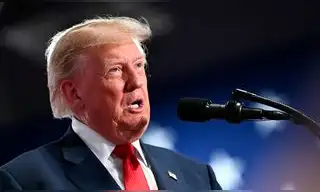 Donald Trump pide un nuevo presidente para Ucrania y culpa a Zelenski por el precio del diésel en EE. UU. Donald Trump pide un nuevo presidente para Ucrania y culpa a Zelenski por el precio del diésel en EE. UU.