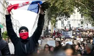 Las protestas estudiantiles crecen en Francia y la CGT convoca una huelga general por salarios y más inversión pública