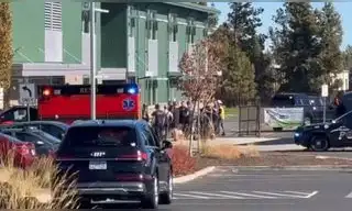 Tiroteo en una escuela primaria de Oregon: las autoridades confirman "múltiples víctimas" y la muerte del sospechoso Tiroteo en una escuela primaria de Oregon: las autoridades confirman "múltiples víctimas" y la muerte del sospechoso