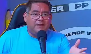 Atacan a golpes a Carlo Navea, reportero que denunció casos de corrupción Atacan a golpes a Carlo Navea, reportero que denunció casos de corrupción