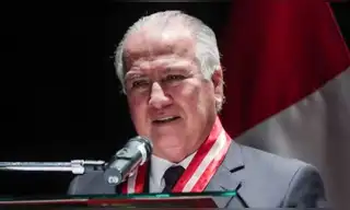 Alfonso López Chau reconoce división en la oposición tras aprobarse facultades al Ejecutivo