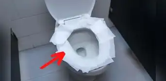¿Por qué nunca debes cubrir el inodoro con papel higiénico cuando vas a un baño público? ¿Por qué nunca debes cubrir el inodoro con papel higiénico cuando vas a un baño público?