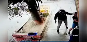 Chorrillos: vecinos amenazan con quemar a delincuentes tras constantes asaltos en la zona Chorrillos: vecinos amenazan con quemar a delincuentes tras constantes asaltos en la zona