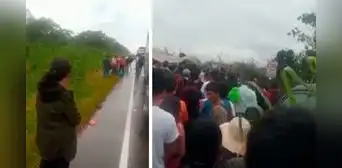 Mujer muere mientras esperaba pasar bloqueo en carretera Fernando Belaúnde Terry en San Martín Mujer muere mientras esperaba pasar bloqueo en carretera Fernando Belaúnde Terry en San Martín
