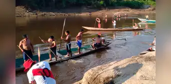 Comunidades nativas toman el río Chambira a causa de derrames de petróleo no atendidos