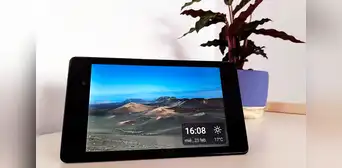 ¿Cómo transformar la tablet o teléfono que ya no usas en un cuadro para fotografías?