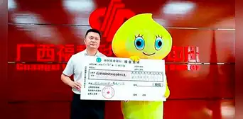 Hombre gana la lotería y va disfrazado a reclamar su premio para que su familia no lo reconozca Hombre gana la lotería y va disfrazado a reclamar su premio para que su familia no lo reconozca