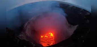 Volcán de Hawái lleva más de dos meses en erupción