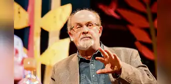 Salman Rushdie:  “El mundo se ha vuelto fantástico”
