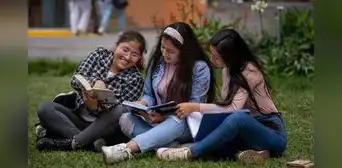 ¿Quieres estudiar inglés? Otorgarán más de 100 becas a jóvenes talentos para aprender el idioma ¿Quieres estudiar inglés? Otorgarán más de 100 becas a jóvenes talentos para aprender el idioma