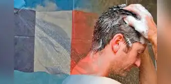 ¿Por qué se dice que los franceses no se bañan y cuál es su rutina de higiene personal?