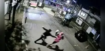 San Luis: cámaras captan instante en que PNP detiene a delincuentes tras asalto San Luis: cámaras captan instante en que PNP detiene a delincuentes tras asalto