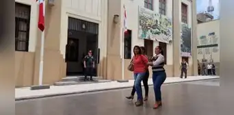 Camarada Cusi fue trasladada a la Depincri: “Soy dirigente; tengo mis derechos” Camarada Cusi fue trasladada a la Depincri: “Soy dirigente; tengo mis derechos”