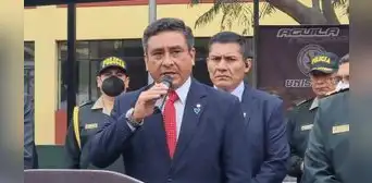 Exministro Willy Huerta favoreció para que asciendan a 64 efectivos PNP Exministro Willy Huerta favoreció para que asciendan a 64 efectivos PNP