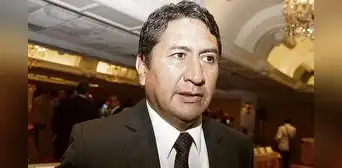 Vladimir Cerrón: Fiscalía insistirá con prisión preventiva por lavado de activos este miércoles 28 Vladimir Cerrón: Fiscalía insistirá con prisión preventiva por lavado de activos este miércoles 28