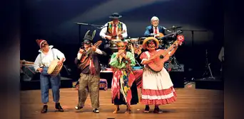 “Los músicos ambulantes, nos enseñó más del país”