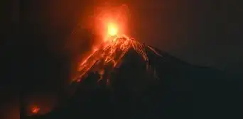 Guatemala: entra en erupción el volcán de Fuego, el más activo de Centroamérica