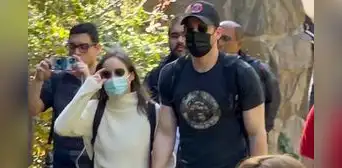 Chris Evans es captado junto a Alba Baptista, con quien estaría saliendo desde hace un año
