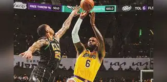 De la mano de LeBron James: Los Angeles Lakers ganaron 121-115 a Charlotte Hornets por la NBA De la mano de LeBron James: Los Angeles Lakers ganaron 121-115 a Charlotte Hornets por la NBA