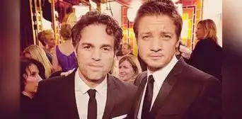 Mark Ruffalo pide rezar por Jeremy Renner tras grave accidente con máquina quitanieves