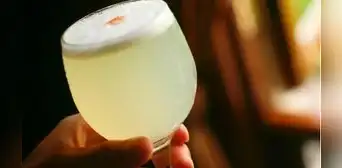 Día del Pisco Sour: ¿cómo preparar la bebida nacional sin licuadora?
