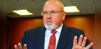 Alcalde de Surco, Carlos Bruce, tras ser operado de cáncer: "El martes retomo mis obligaciones" Alcalde de Surco, Carlos Bruce, tras ser operado de cáncer: "El martes retomo mis obligaciones"