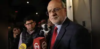 Abugattás: Pedro Castillo me ofreció ser primer ministro, pero me pidió mantener a Juan Silva en el MTC Abugattás: Pedro Castillo me ofreció ser primer ministro, pero me pidió mantener a Juan Silva en el MTC
