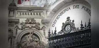 Congreso desacata medida cautelar y programa elección del nuevo defensor del Pueblo el 9 de mayo Congreso desacata medida cautelar y programa elección del nuevo defensor del Pueblo el 9 de mayo
